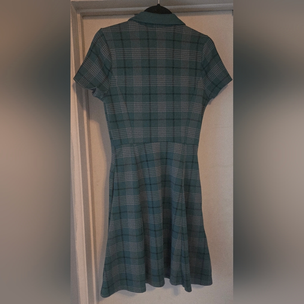 Her Universe Harry Potter Slytherin House Medium Plaid Dress NWOT - Picture 4 of 5